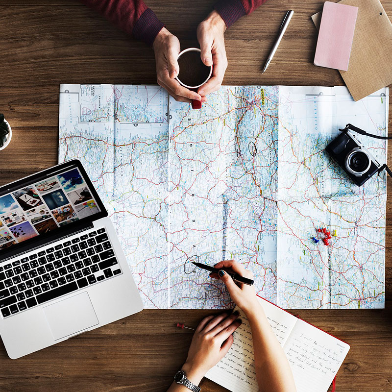 miniature-article-influenceur-touriste